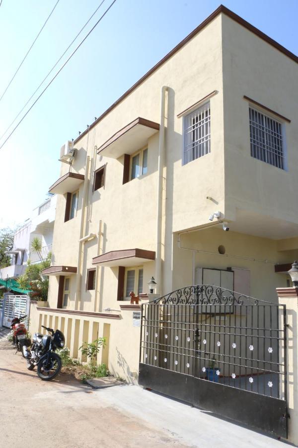Hotel NKC Airport Chennai Exterior foto